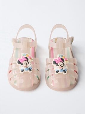 Disney x Zara Minnie Mouse fisherman sandals Rubber soles Adhesive strap closure